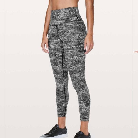 lululemon athletica Pants - Lululemon Wunder Under Hi-Rise 7/8 Tight *25" Rush Jacquard Black White